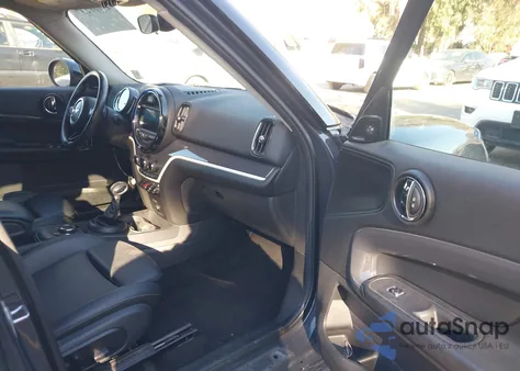 2018 Mini Countryman Cooper S z USA, uszkodzony, nr VIN WMZYT3C34J3E93637